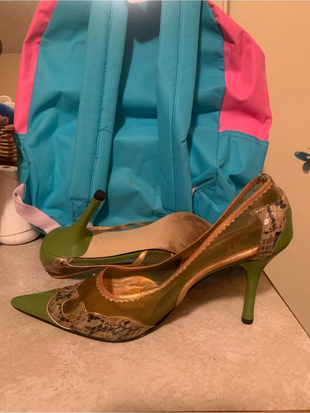 Liz Claiborne shoulder bag paired with slingback heels.